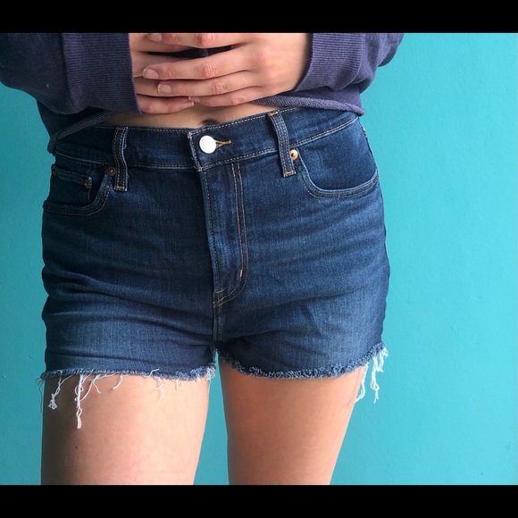 Levi's high rise jean shorts! - Picture 2 of 5
